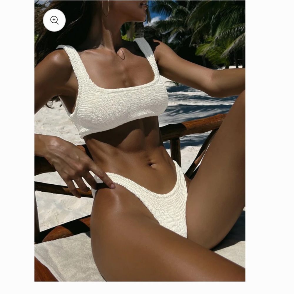 Wanderlust ‘Bali’ swimsuit - White.